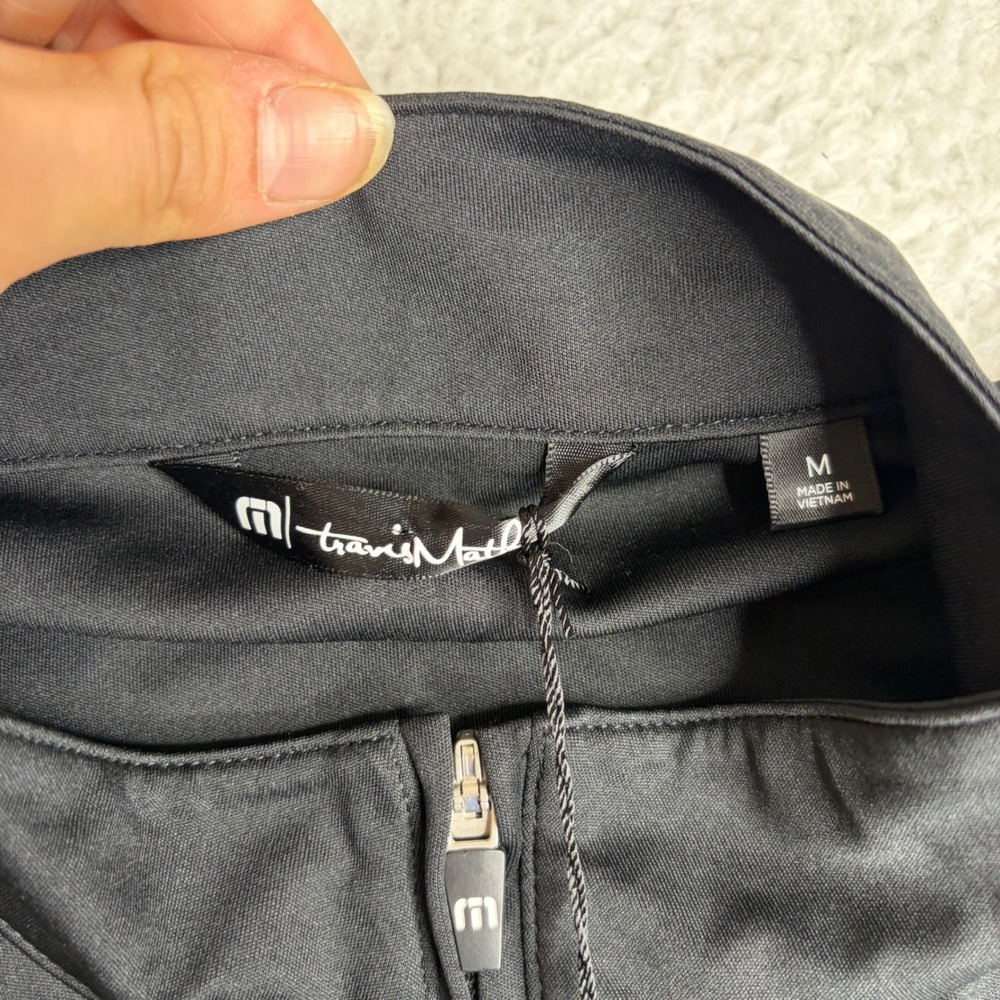 NEW TravisMathew Mens Quarter Zip Pullover Black Deloitte Logo Size M stretch - Picture 4 of 7